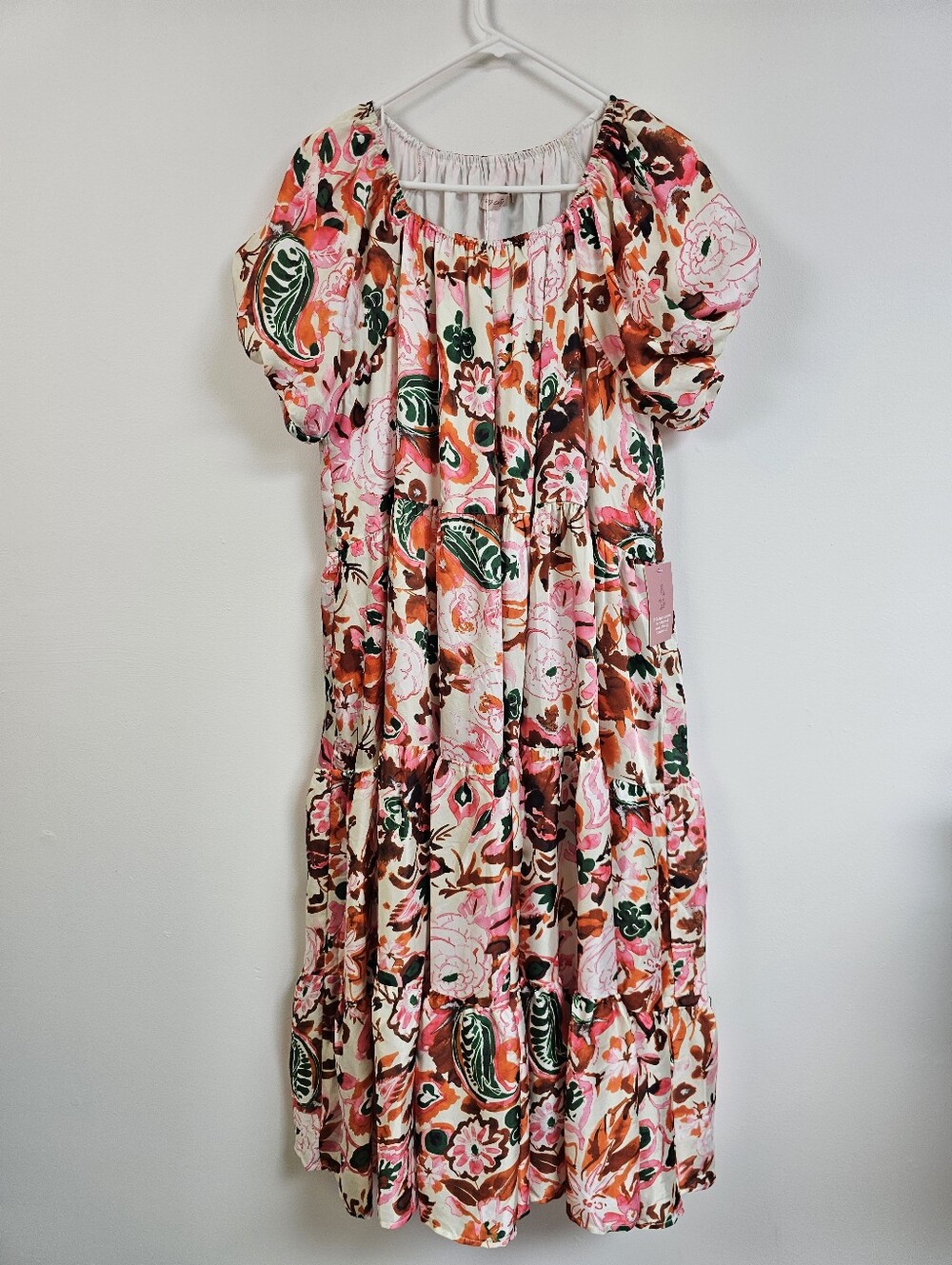 Ivy City Co Harvey Floral Paisley Puff Sleeve Flowy Midi Dress - Picture 2 of 8